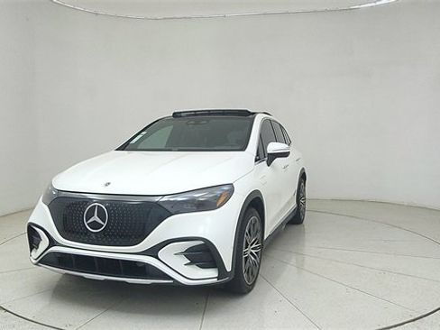 Used 2023 Mercedes-Benz EQE 500 4MATIC SUV w/ Exclusive Trim Package image 64