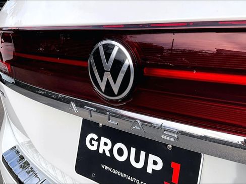 New 2026 Volkswagen Atlas SEL Premium R-Line image 15
