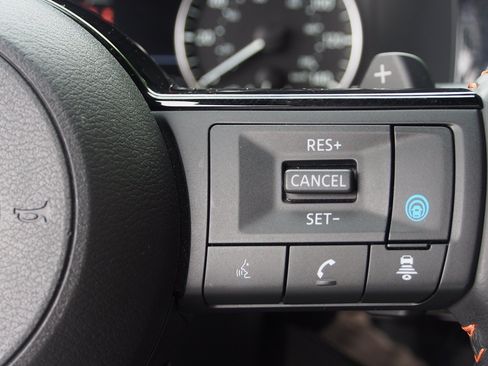 Used 2023 Nissan Pathfinder Rock Creek AWD/4WD image 27