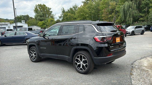Certified 2024 Jeep Compass Limited w/ Sun and Sound Group AWD/4WD image 8
