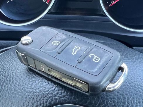 Used 2015 Volkswagen Jetta SE image 26