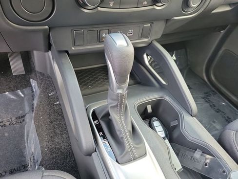 New 2026 Nissan Frontier SV w/ Tow Package image 19