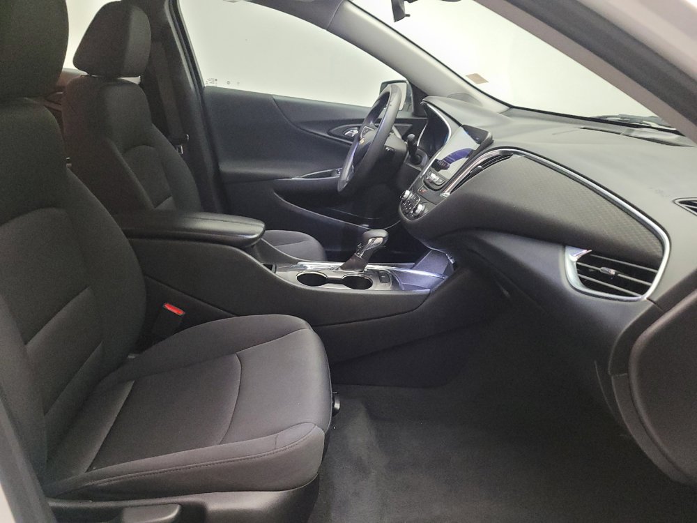 Used 2021 Chevrolet Malibu LT FWD image 21