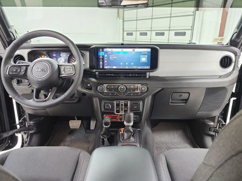 Used 2026 Jeep Wrangler Unlimited Sport AWD/4WD image 26