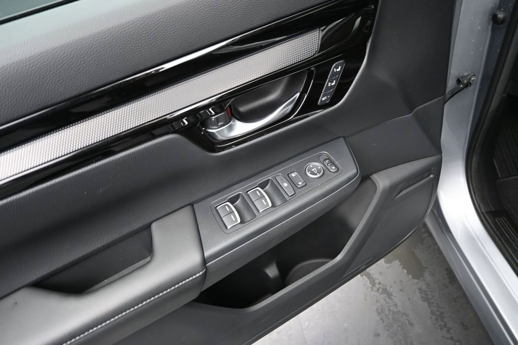 Used 2023 Honda CR-V EX-L image 17
