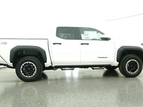 New 2025 Toyota Tacoma TRD Off-Road image 30