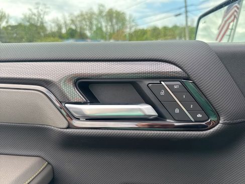 New 2026 Chevrolet Silverado 1500 ZR2 AWD/4WD image 33