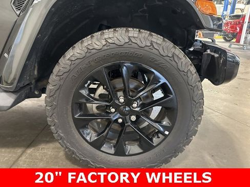 Used 2021 Jeep Gladiator Overland image 38