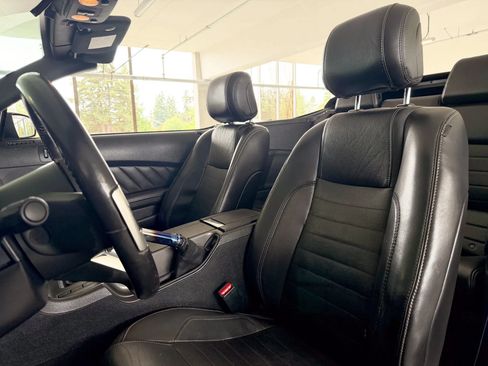 Used 2014 Ford Mustang GT w/ Electronics Package RWD image 22