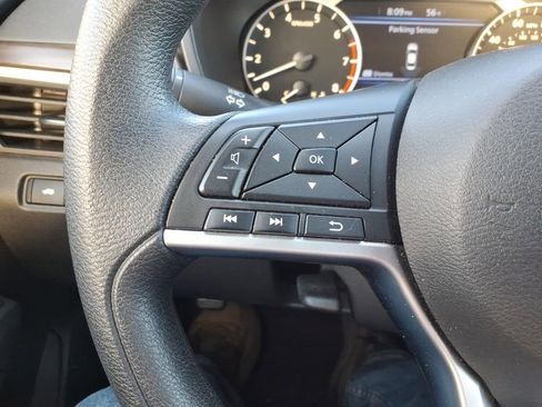 Used 2024 Nissan Altima 2.5 SV image 15