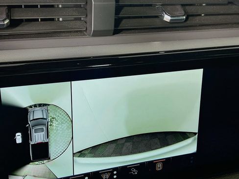 Used 2024 GMC Sierra 1500 Denali w/ Denali Reserve Package AWD/4WD image 12