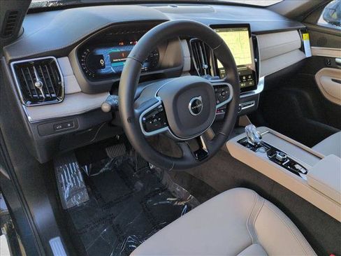 New 2026 Volvo XC90 T8 Plus w/ Protection Package image 3