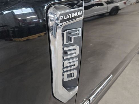 Used 2019 Ford F350 Platinum w/ Platinum Ultimate Package AWD/4WD image 44
