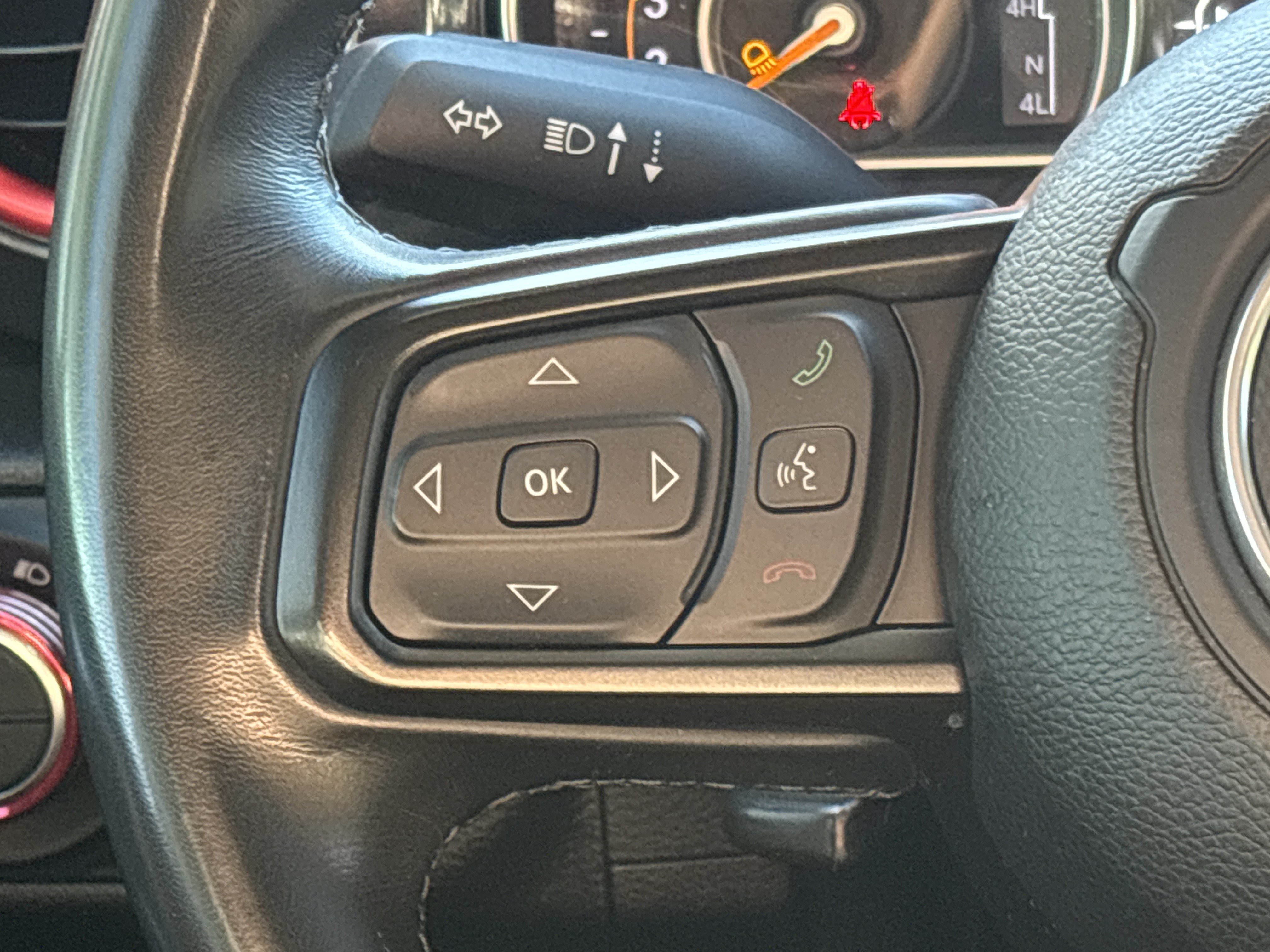 Used 2022 Jeep Gladiator Sport AWD/4WD image 23