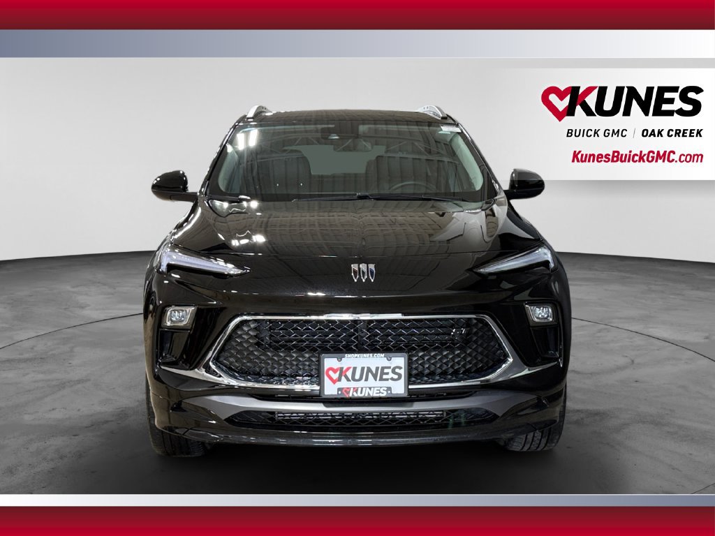 Used 2024 Buick Encore GX Sport Touring AWD/4WD image 3