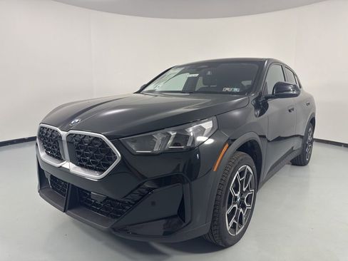 New 2026 BMW X2 xDrive28i w/ Technology Package image 3