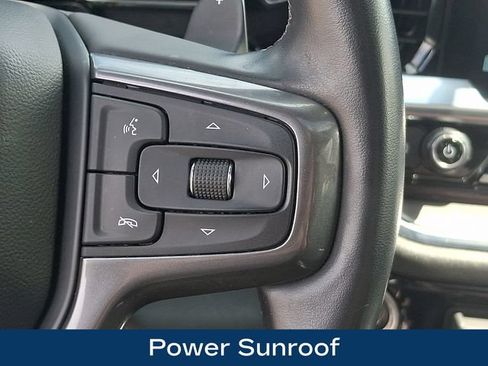 Used 2024 Chevrolet Silverado 1500 High Country w/ Technology Package AWD/4WD image 8