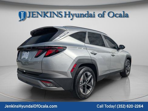 New 2026 Hyundai Tucson SEL image 3