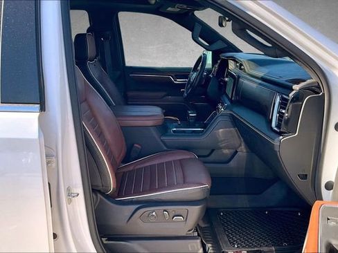 Used 2024 GMC Sierra 1500 Denali Ultimate image 6