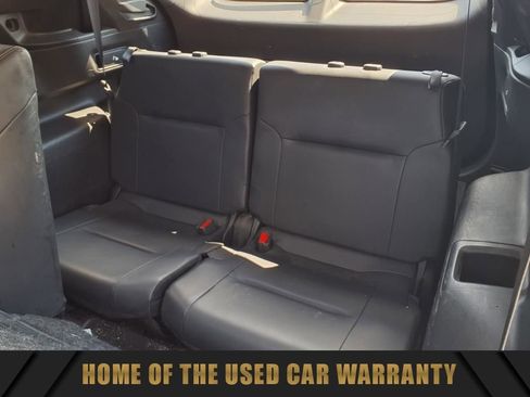 Used 2022 Mitsubishi Outlander SE image 17