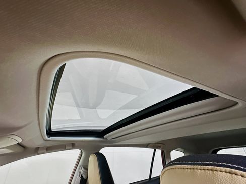 Used 2016 Toyota RAV4 Limited w/ Advanced Technology Package image 27