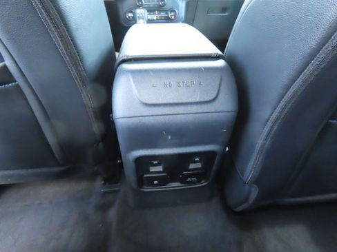 Used 2024 Ford Bronco Outer Banks AWD/4WD image 18