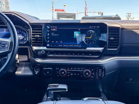 Used 2023 Chevrolet Silverado 1500 LTZ w/ LTZ Premium Package AWD/4WD image 16