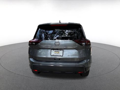 Used 2025 Nissan Rogue SV AWD/4WD image 6