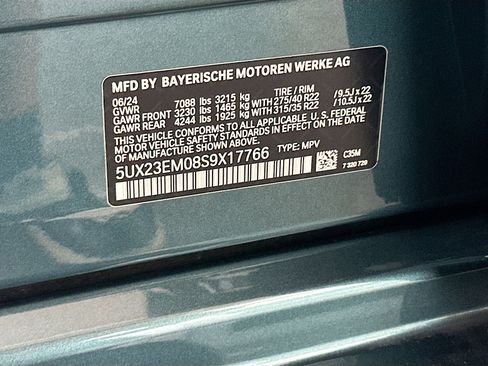 Certified 2025 BMW X7 xDrive40i w/ Premium Package AWD/4WD image 37