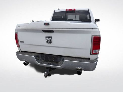 Used 2015 RAM 1500 Laramie RWD image 13