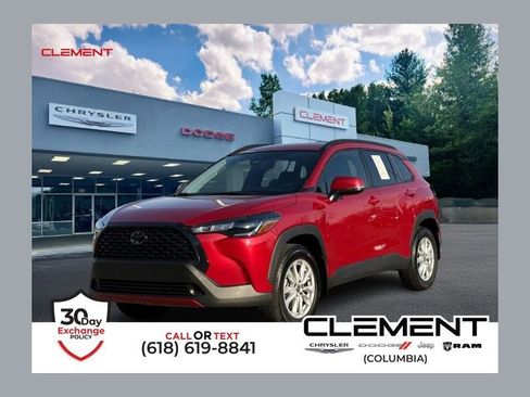 Used 2024 Toyota Corolla Cross LE FWD image 1