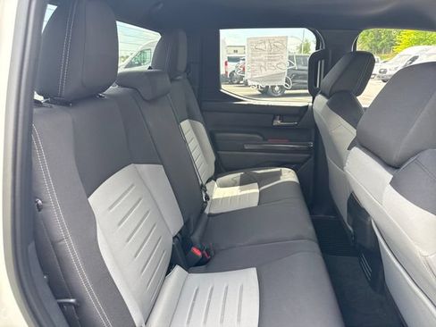 Used 2025 Toyota Tacoma TRD Sport AWD/4WD image 14