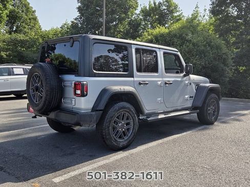 Used 2024 Jeep Wrangler Unlimited Sport AWD/4WD image 5