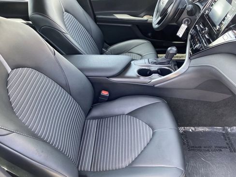Certified 2023 Toyota Camry SE FWD image 16