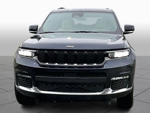 Used 2023 Jeep Grand Cherokee L Limited image 4