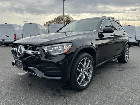 Certified 2022 Mercedes-Benz GLC 300 4MATIC image 3