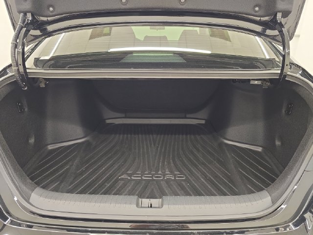 Used 2024 Honda Accord LX image 15