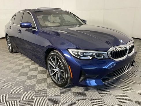 Used 2020 BMW 330i xDrive Sedan w/ Premium Package image 3