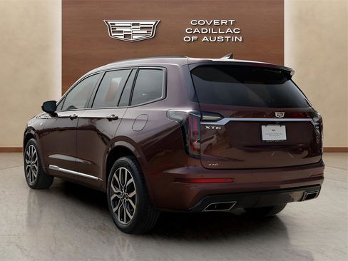Certified 2023 Cadillac XT6 Sport image 3