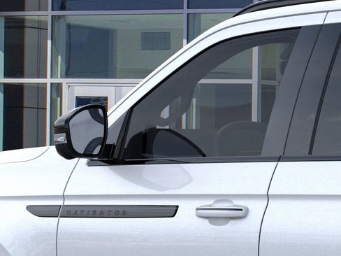 New 2026 Lincoln Navigator L Reserve w/ Jet Appearance Package image 20