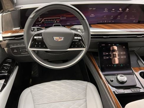 Certified 2026 Cadillac Escalade Platinum Sport w/ LPO, ONYX Package image 14