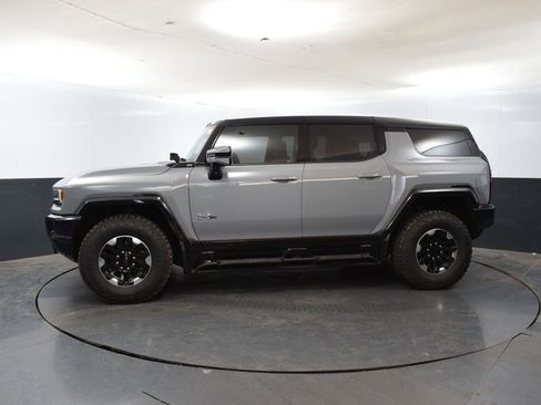 New 2024 GMC Hummer EV 2X w/ Extreme Off-Road Package image 8