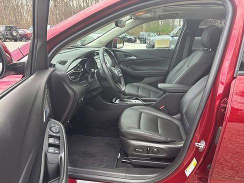 Used 2022 Buick Encore GX Essence w/ Advanced Technology Package FWD image 31