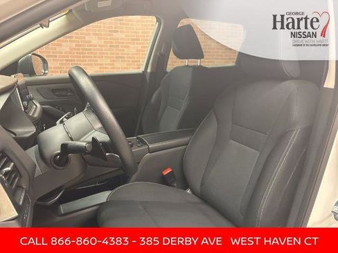 Certified 2023 Nissan Rogue S image 8