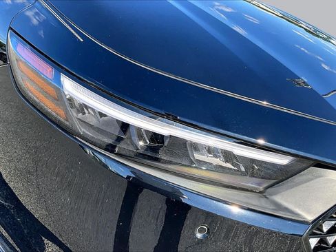 Used 2023 Honda Accord Touring image 28