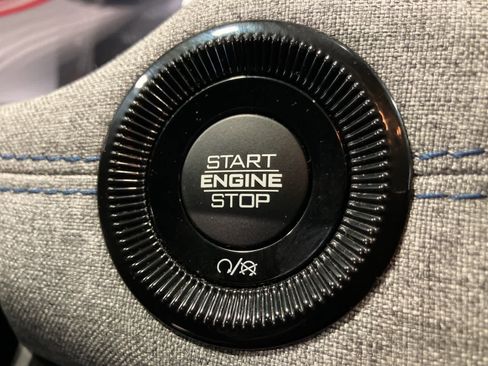 Used 2022 Jeep Compass Latitude image 16