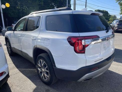 Used 2023 GMC Acadia SLT FWD image 4