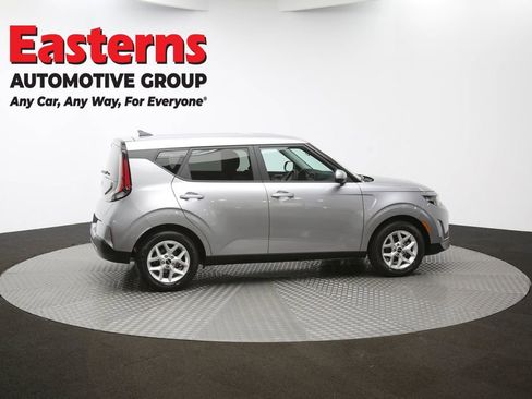 Used 2024 Kia Soul LX w/ Option Group 015 image 40