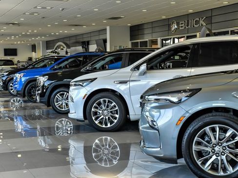 Used 2020 Jeep Grand Cherokee Altitude image 34