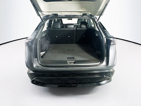 Used 2023 Nissan Ariya FWD image 30